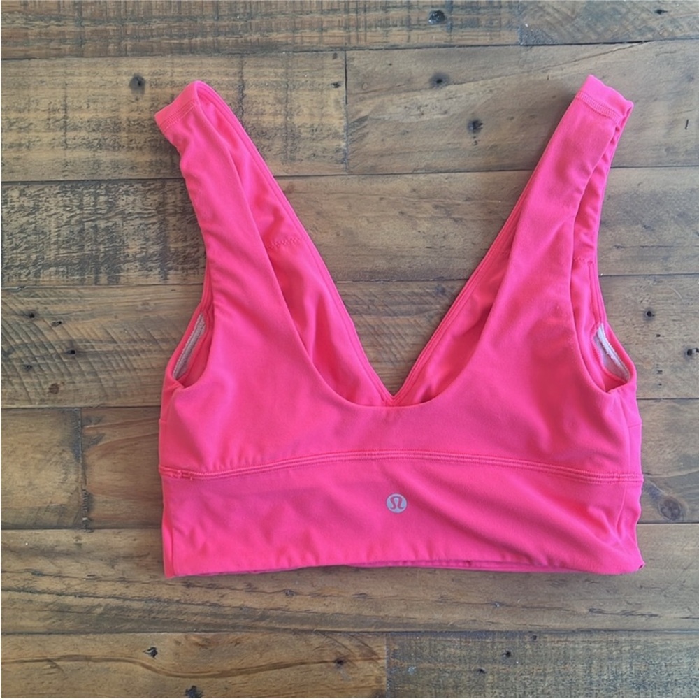 LULULEMON Align V-Neck Bra, Light Support, C/D Cup Glaze Pink Size 6 - Picture 4 of 4